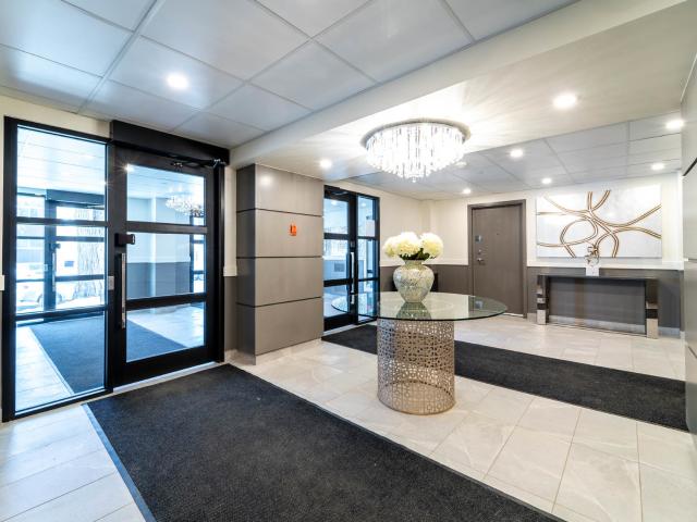 Regal Tower I 2 Bedroom Premium Apartment for Rent