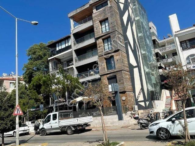Regal Home Key'den Merkezde Eşyalı 1+1 Satılık Daire