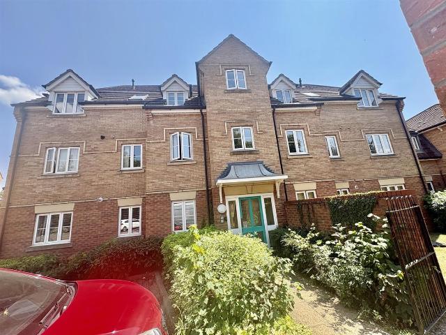 Regal Place, Peterborough PE2, 2 bed flat to rent, £940 pcm | PrimeLocation