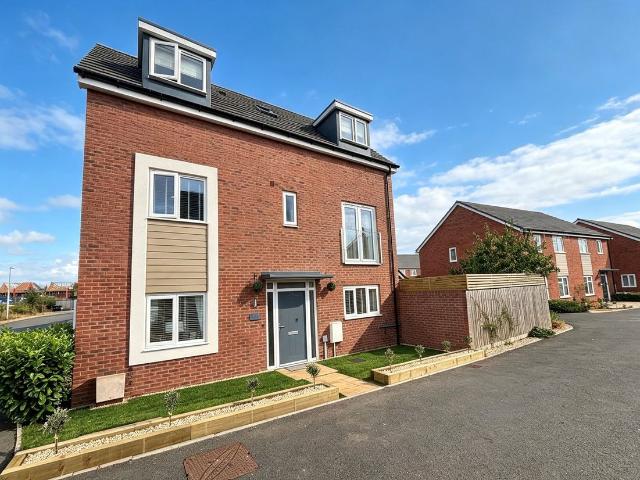 Regan Avenue, Stratford Upon Avon CV37, 5 bed detached house to rent, £2,250 pcm | PrimeLocation