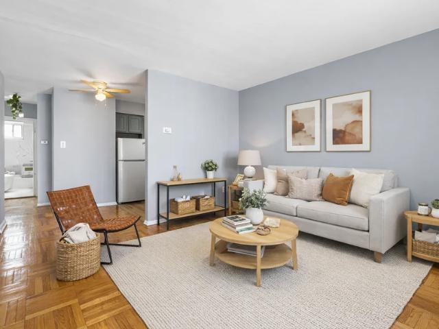 Regancy Court Apt