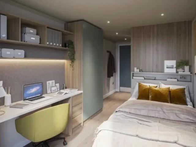 Regatta Place, Durham Has an Apartment