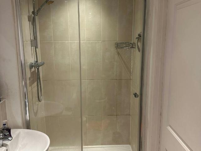 Regency Court, Mackintosh Street, Chatterton Village, London, BR2 9US, United Kingdom | 2 bed apartment for rent #160122873 | Rentberry