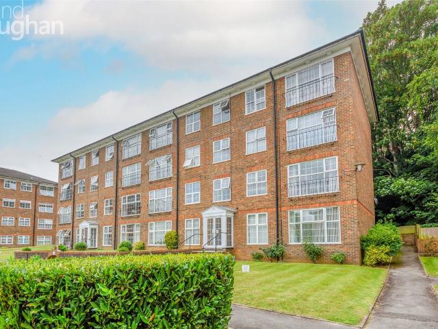 Regency Court, Withdean Rise, Brighton BN1, 2 bed flat to rent, £1,550 pcm | PrimeLocation