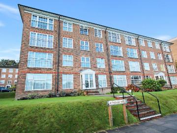 Regency Court, Withdean Rise, Brighton BN1, 2 bed flat to rent, £1,650 pcm | PrimeLocation