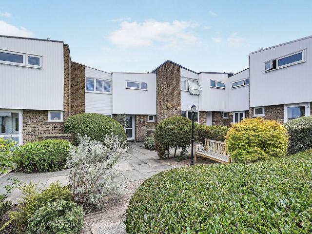 Regency Walk, Croydon CR0, 3 bed terraced house to rent, £2,350 pcm | PrimeLocation