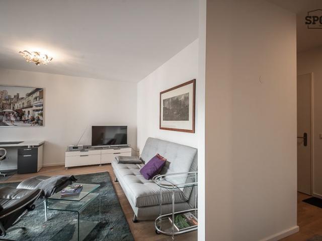 REGENSBURG: Altstadtnahe möblierte 2 Zimmer Wohnung mit Balkon