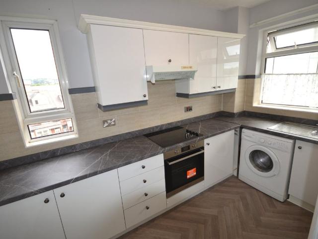 Regent Court, Bradfield Road, Sheffield, South Yorkshire S6, 2 bed flat to rent, £925 pcm | PrimeLocation