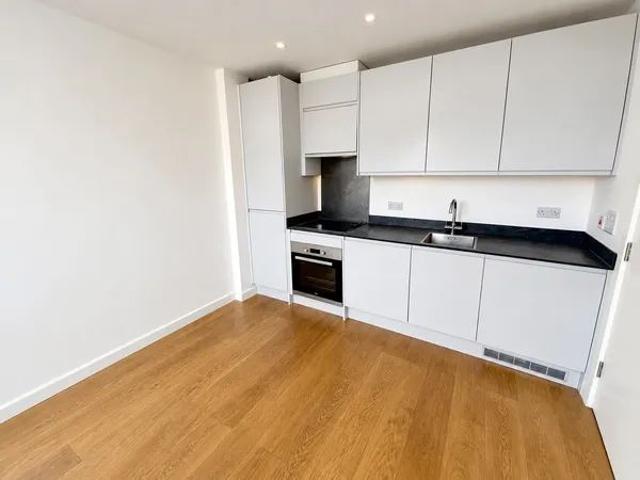 Regent House, Basildon, Property for rent