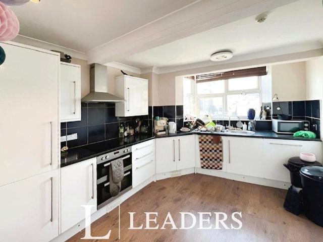 Regent House, Princes Place, BN1 2 bed flat to rent £2,125 pcm £490 pw