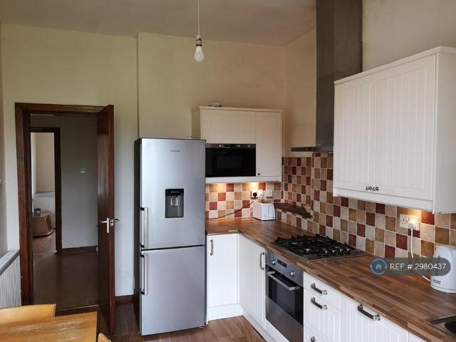 Regent Moray Street, Glasgow, G3 2 bed flat to rent £1,700 pcm £392 pw