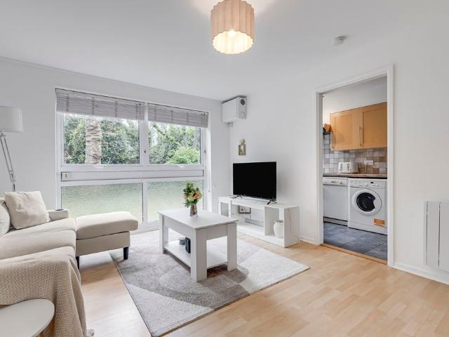 Regent Square, Bruce Road E3, 1 bed flat to rent, £1,850 pcm | PrimeLocation