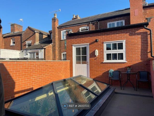 Regent St, Leamington Spa CV32, 2 bed flat to rent, £1,400 pcm | PrimeLocation