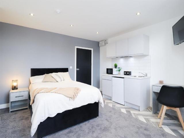 Regent Street, City Centre, Coventry CV1, Studio to rent, £775 pcm | PrimeLocation