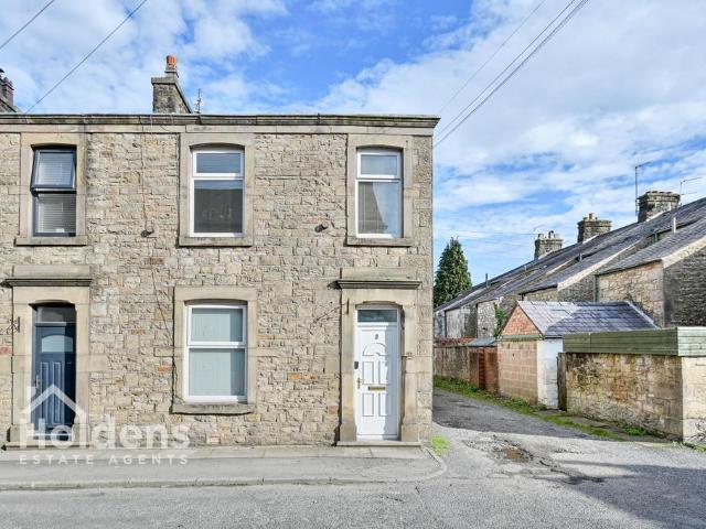 Regent Street, Longridge, PR3 3 bed end of terrace house to rent £995 pcm £230 pw