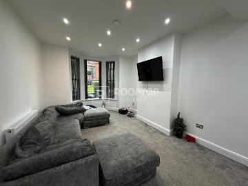 Regent Park Terrace, Leeds LS6 9 bed house to rent £5,460 pcm £1,260 pw