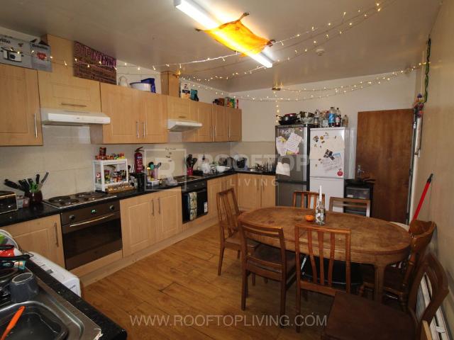 Regent Park Terrace, Leeds LS6, 9 bed shared accommodation to rent, £5,070 pppm | PrimeLocation