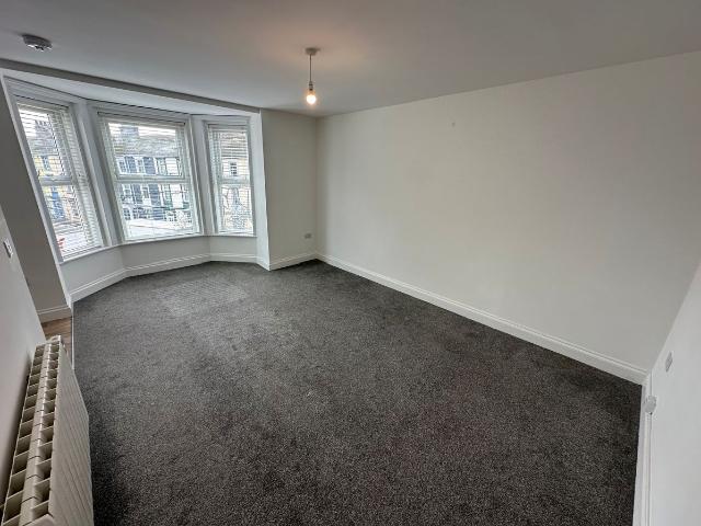 Regent Road, Great Yarmouth NR30, 2 bed flat to rent, £795 pcm | PrimeLocation
