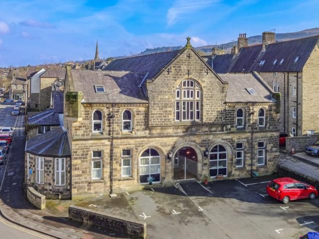 Regent Road, Ilkley, West Yorkshire LS29, 2 bed flat to rent, £1,350 pcm | PrimeLocation