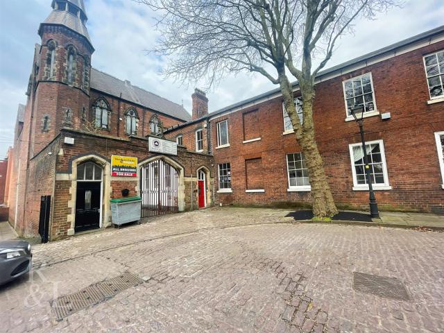 Regents Court, Wolverhampton, 2 bedroom, Flat Ground Floor
