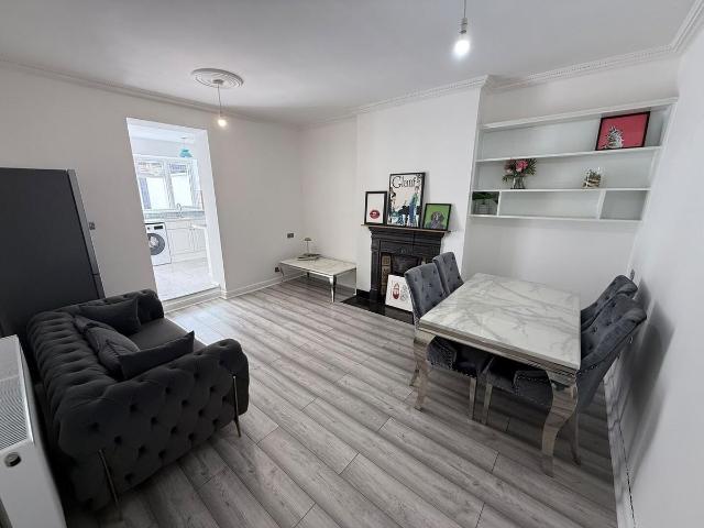 Regents Park Road, Finchley, London N3, 3 bed property to rent, £2,750 pcm | PrimeLocation
