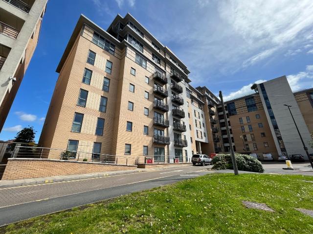 Regents Quay, Bowman Lane LS10, 2 bed flat to rent, £1,200 pcm | PrimeLocation