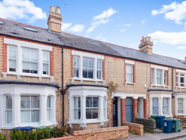 REGENTS STREET, OXFORD, OX4 3 bed terraced house to rent £2,795 pcm £645 pw