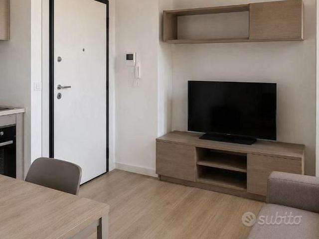 Reggio Emilia Elegante Bilocale Ristrutturato