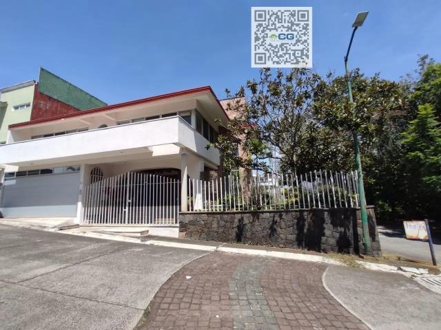 Exclusiva casa en venta