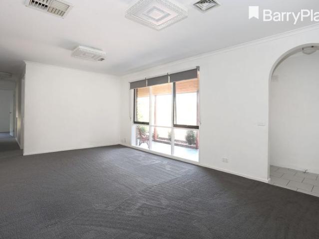 REGISTER TO INSPECT VIA REALESTATE.COM.AU LINK & PHOTO ID MUST BE PROVIDED AT ENTRY, WHEN VIEWING ALL RENTAL PROPERTIES WITH BARRY PLANT FRANKSTON
