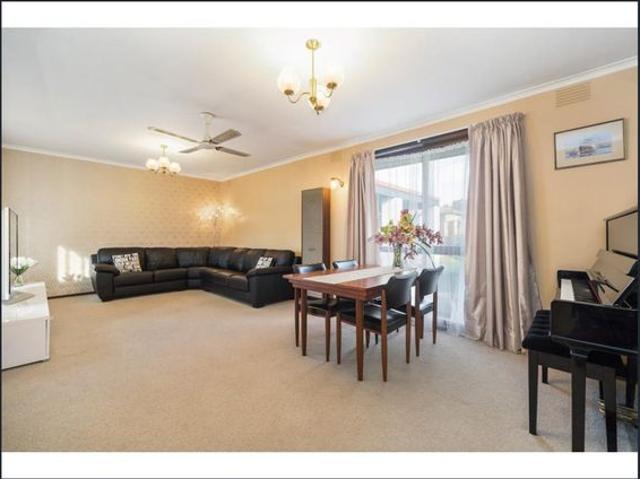 REGISTER TO INSPECT VIA REALESTATE.COM.AU LINK & PHOTO ID MUST BE PROVIDED AT ENTRY, WHEN VIEWING ALL RENTAL PROPERTIES WITH BARRY PLANT FRANKSTON