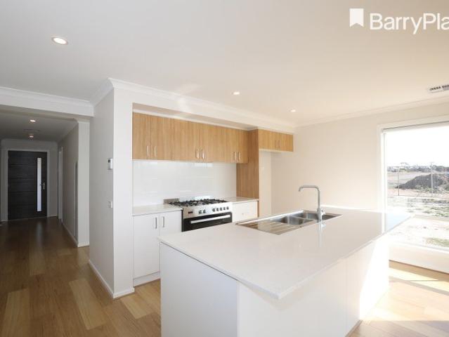 REGISTER TO INSPECT VIA REALESTATE.COM.AU LINK & PHOTO ID MUST BE PROVIDED AT ENTRY, WHEN VIEWING ALL RENTAL PROPERTIES WITH BARRY PLANT FRANKSTON
