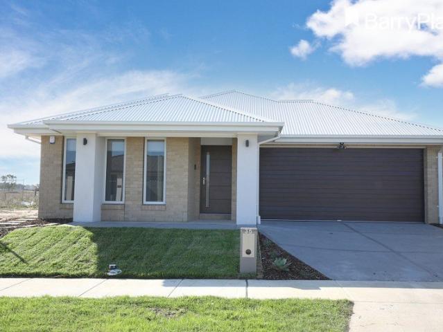 REGISTER TO INSPECT VIA REALESTATE.COM.AU LINK & PHOTO ID MUST BE PROVIDED AT ENTRY, WHEN VIEWING ALL RENTAL PROPERTIES WITH BARRY PLANT FRANKSTON