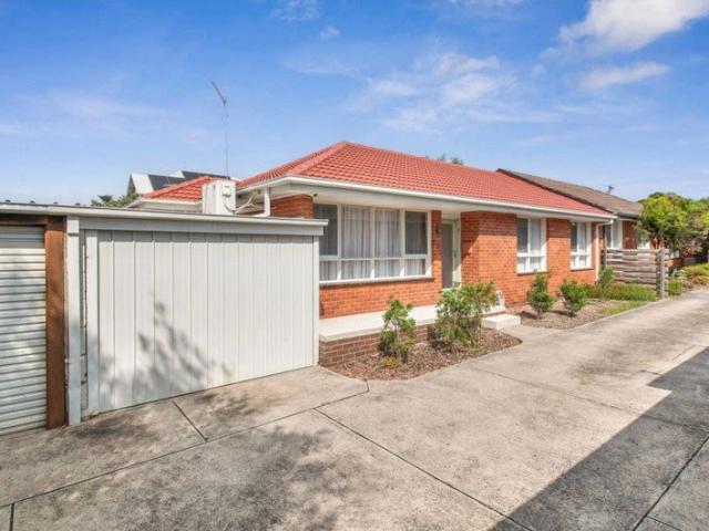 REGISTER TO INSPECT VIA REALESTATE.COM.AU LINK & PHOTO ID MUST BE PROVIDED AT ENTRY, WHEN VIEWING ALL RENTAL PROPERTIES WITH BARRY PLANT FRANKSTON