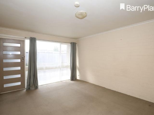 REGISTER TO INSPECT VIA REALESTATE.COM.AU LINK & PHOTO ID MUST BE PROVIDED AT ENTRY, WHEN VIEWING ALL RENTAL PROPERTIES WITH BARRY PLANT FRANKSTON