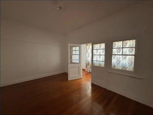 Register for the inspection How great is this enter via rear laneway
