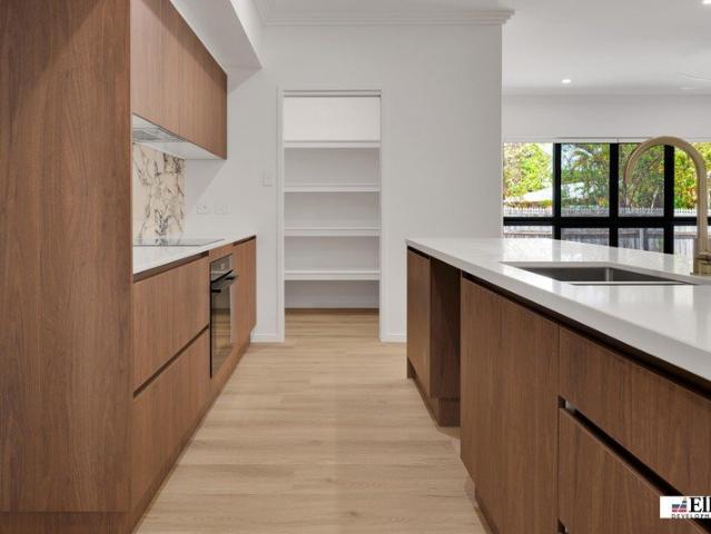 Registered Block, Fully Turn Key Home, Fixed Price Contract!