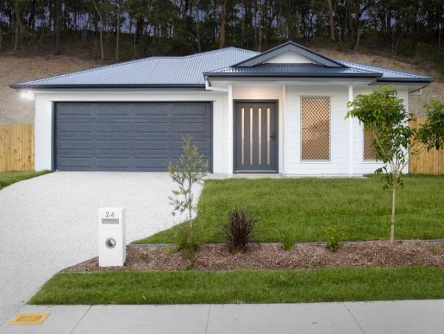 REGISTERED LAND IN COLLINGWOOD PARK