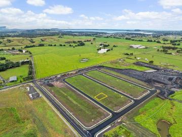 Registered Land in Calderwood's Thriving New Community