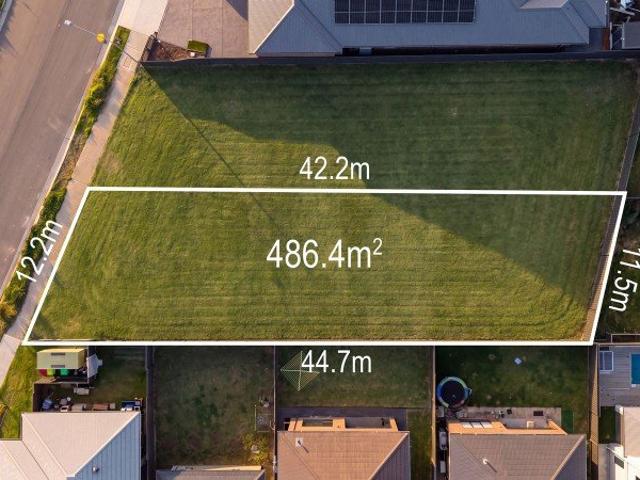 Registered Land with DA Approval in Growing Community