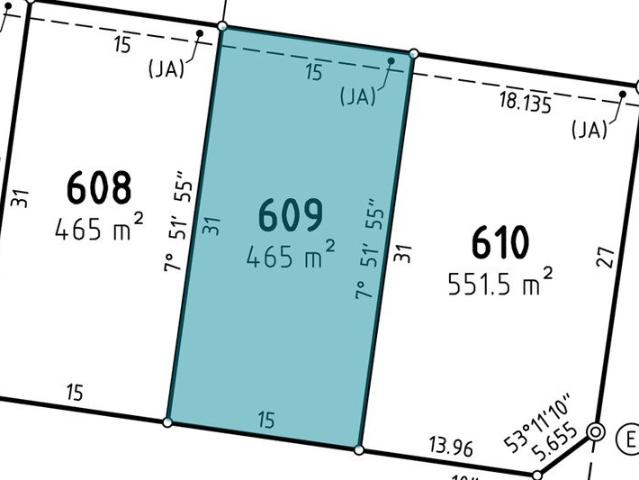 Registered level building site backing due north