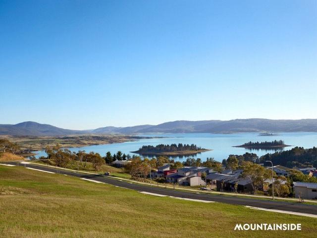 REGISTERED LOTS READY TO BUILD 699m21142m2 from $590,000