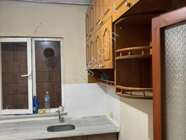 Rehamedin Den Ataşehir Esatpaşa Mahallesin De 3.kat Kiralık 2+1
