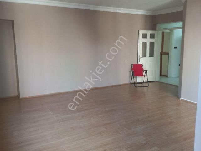 Rehber Emlaktan Ensar Sitesinde Satılık 3+1 Daire