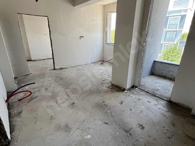 REHBER EMLAK'TAN YENİ DEVLET HASTANESİ CİVARI SATILIK 1+1 DAİRE