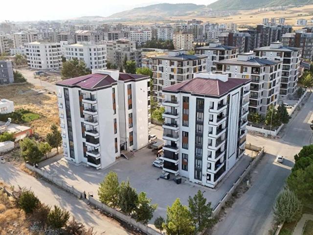 REHBER EMLAK'TAN YENİ MH SİTE İÇERİSİ 3,5+1 SATILIK DAİRE