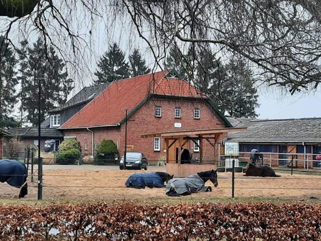 Reitanlage Reiterhof Pferdehof mit mehreren Wohneinheiten