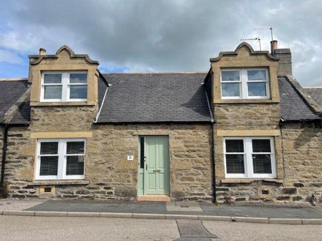 Reidhaven Square, Keith AB55 2 bed terraced house to rent £900 pcm £208 pw