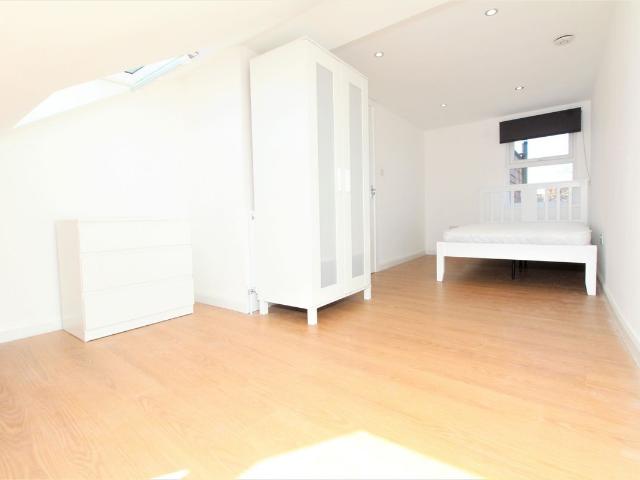 Reidhaven Road, Plumstead SE18, Property to rent, £900 pcm | PrimeLocation