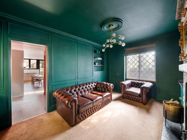 Reigate Hill, Reigate RH2, 3 bed cottage to rent, £2,650 pcm | PrimeLocation